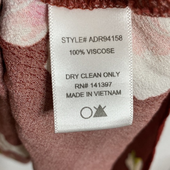 Anthropologie Brand ASTR the Label | Floral Wrap Dress in Rust - small - Picture 5 of 6